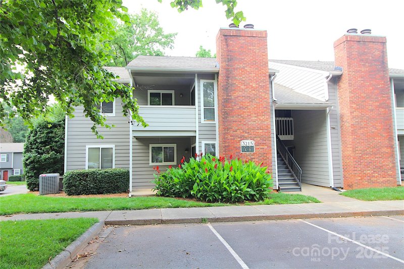 3215 Heathstead Place