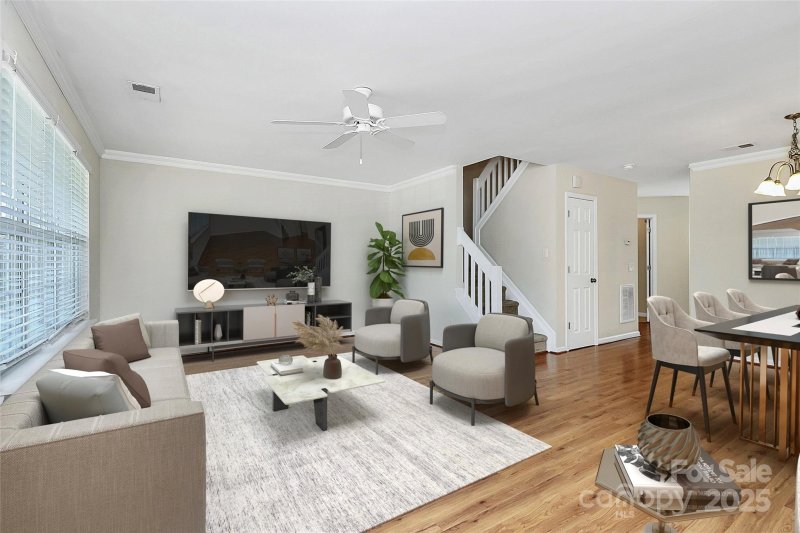 Property image 4 of 10032 Pergola View Court in University Heights, Charlotte, NC 28213