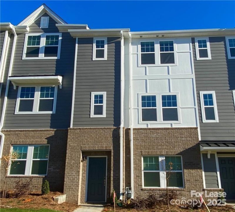 2511 Arbor Loop Drive