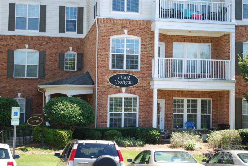 11514 Costigan Lane
