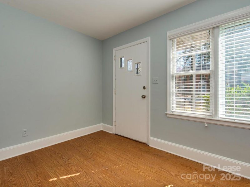 Property image 4 at 943 Norland Road, Charlotte, NC 28205