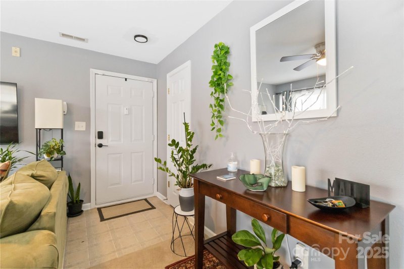 Property image 4 at 1108 Plaza Walk Drive, Charlotte, NC 28215