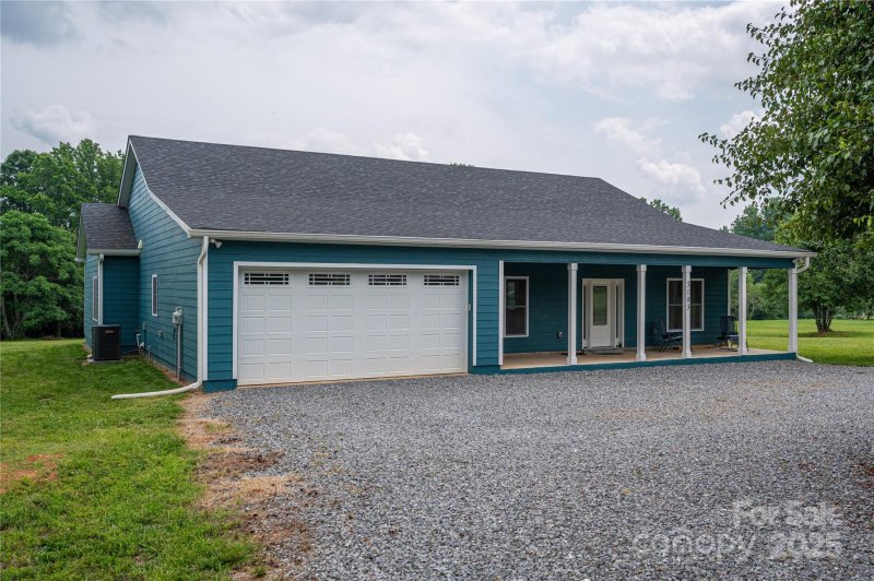 Evondale, Crouse Community