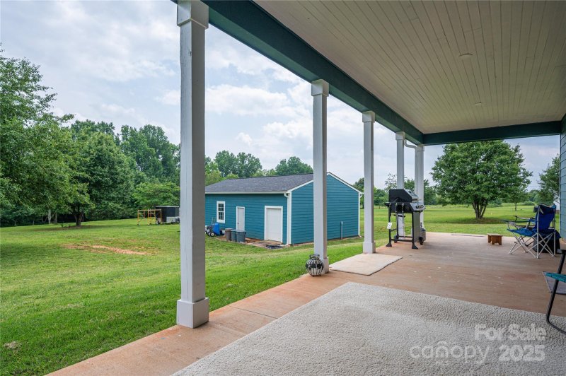 Property image 4 of 3103 Richview Drive in Evondale, Crouse, NC 28033