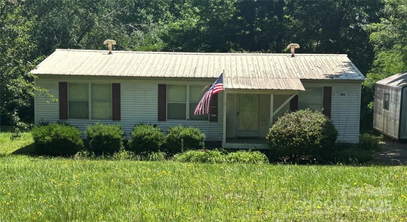 Grassy Creek Cove, Denver Community