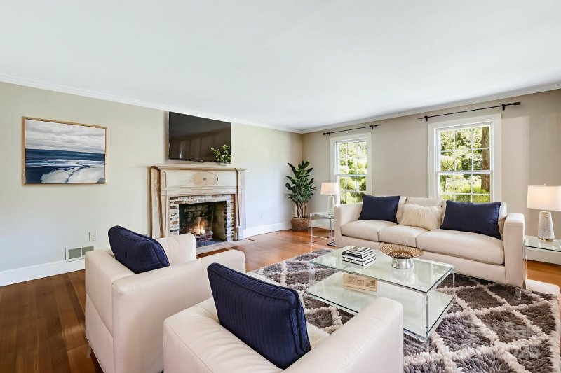 Property image 4 at 2 Honey Drive, Asheville, NC 28805