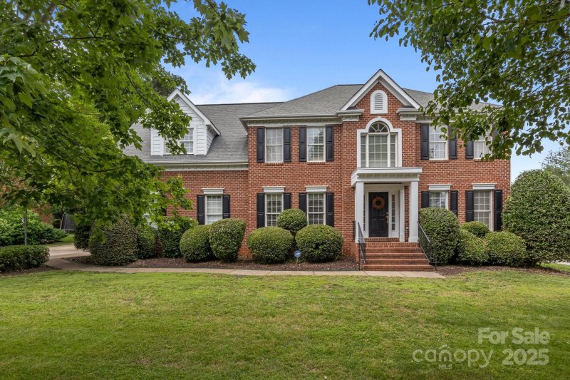 Property image 2 of 9717 Waterton Court in The Hamptons, Huntersville, NC 28078