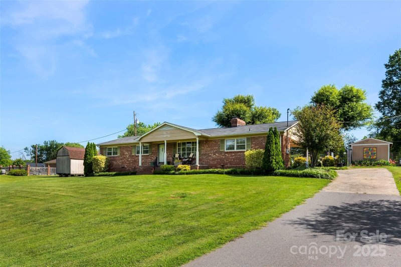 Property image 2 at 110 Heritage Drive, Kings Mountain, NC 28086