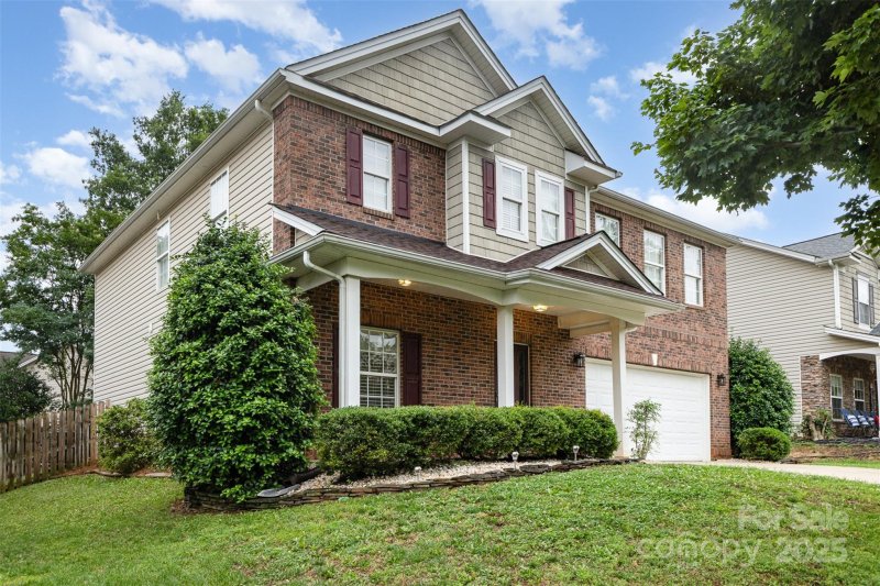 Property image 4 of 237 Lylic Woods Drive in English Trails, Fort Mill, SC 29715
