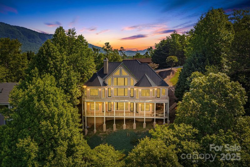 Property image 2 at 122 Eagles Crest Way, Lake Lure, NC 28746