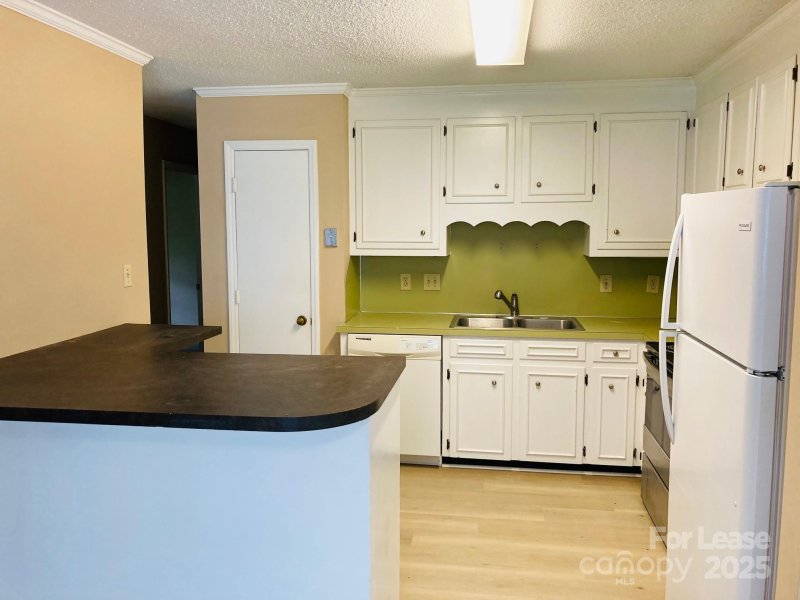 Property image 5 at 21640 Colina Drive, Cornelius, NC 28031