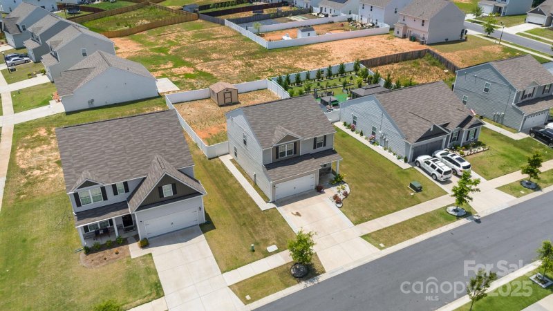 Property image 5 at 2011 Valdosta Way, Charlotte, NC 28215