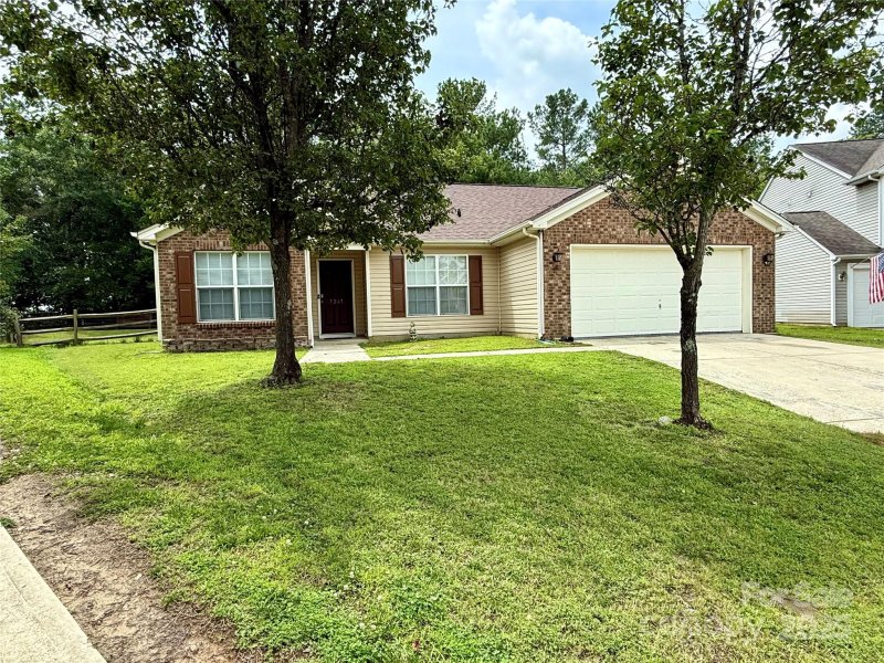 Property image 2 at 7267 Sandown Court, Harrisburg, NC 28075