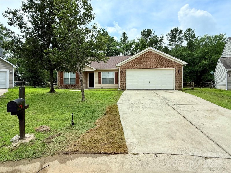 Property image 3 at 7267 Sandown Court, Harrisburg, NC 28075