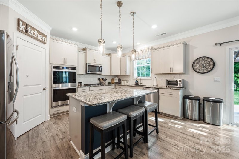 Property image 5 of 1054 Thoroughbred Drive in The Farm at Ingleside, Iron Station, NC 28080