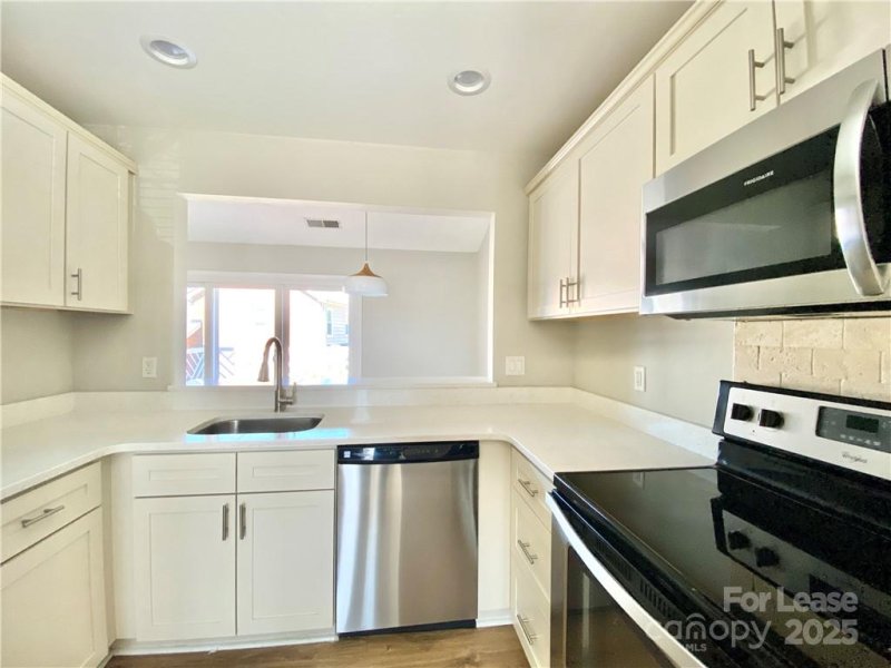 Property image 3 at 9213 Kings Canyon Drive, Charlotte, NC 28210