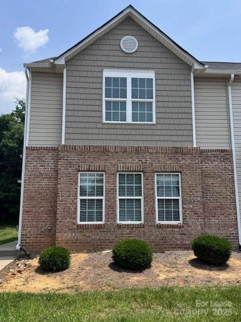 9544 Brackenview Court