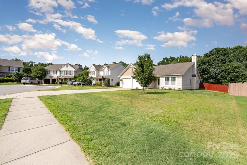 Property image 3 at 12829 Brandenburg Lane, Midland, NC 28107