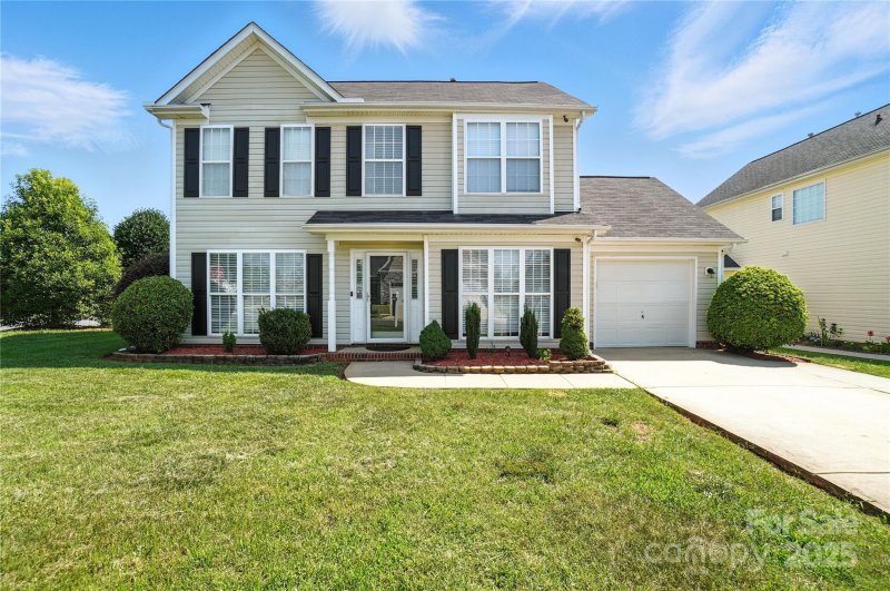 7442 Sparkleberry Drive