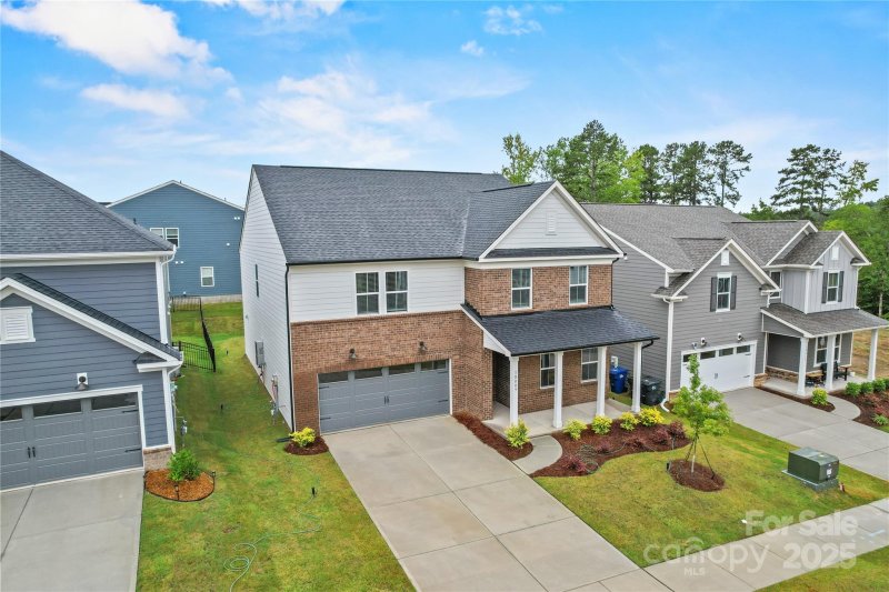 Property image 3 of 14113 New Crest Lane in Bryton, Huntersville, NC 28078