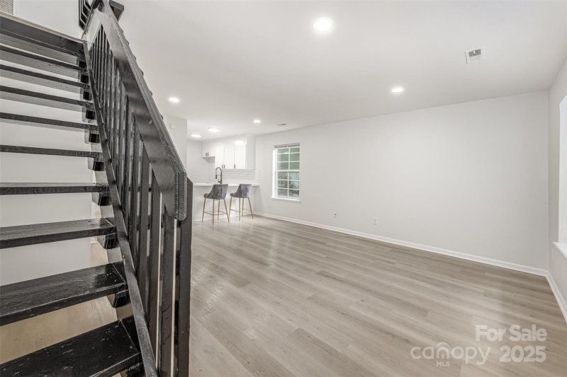 Property image 3 of 3941 Briarhill Drive in Milton Commons, Charlotte, NC 28215