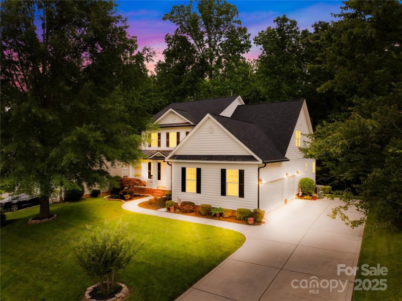 136 Pink Orchard Drive