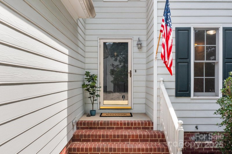 Property image 3 at 9904 Brigstock Court, Charlotte, NC 28269