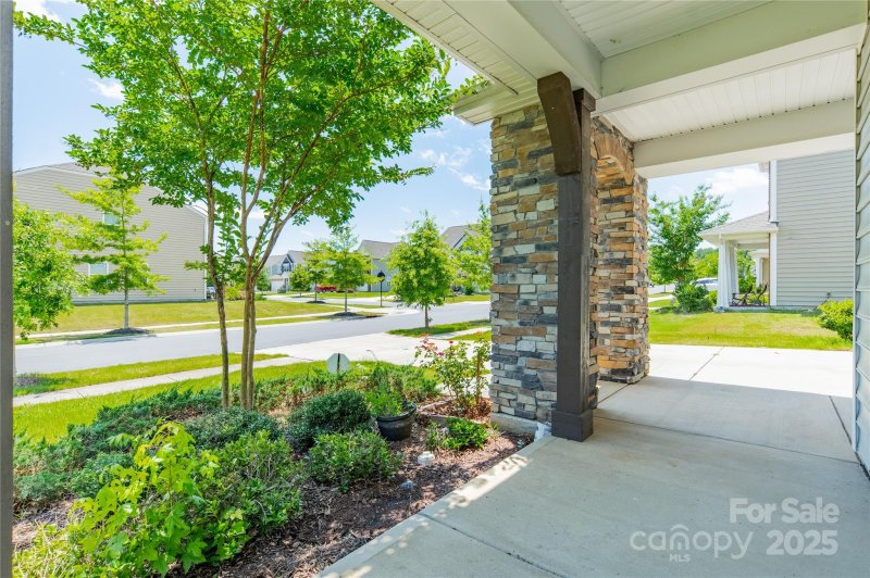 Property image 2 of 14505 Rhodes Hall Drive in Chateau, Charlotte, NC 28273
