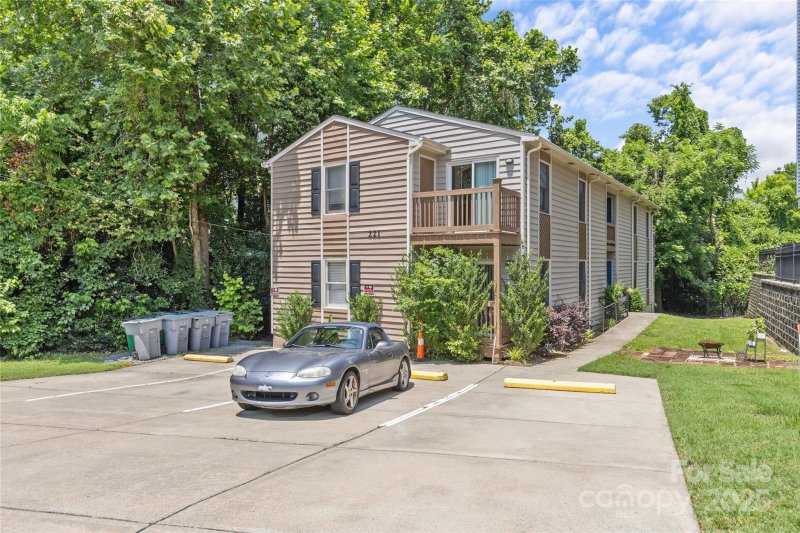 Property image 2 at 221 N Cedar Street, Charlotte, NC 28202