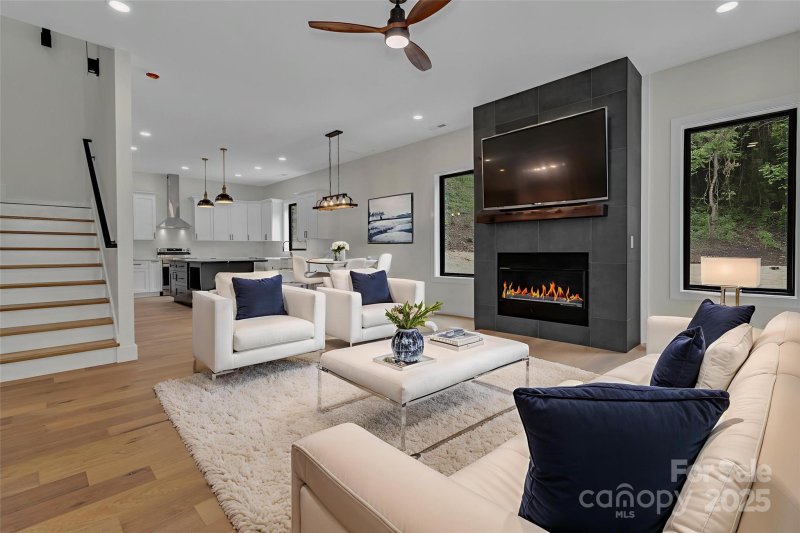 Property image 4 of 127 View Ridge Parkway in Blue Mist Farms, Leicester, NC 28748