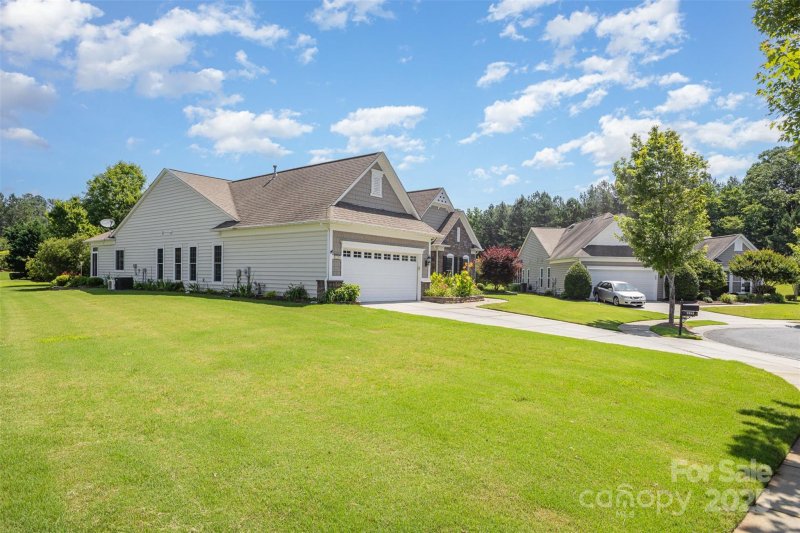 Property image 2 at 4208 Rosy Billed Court, Fort Mill, SC 29707