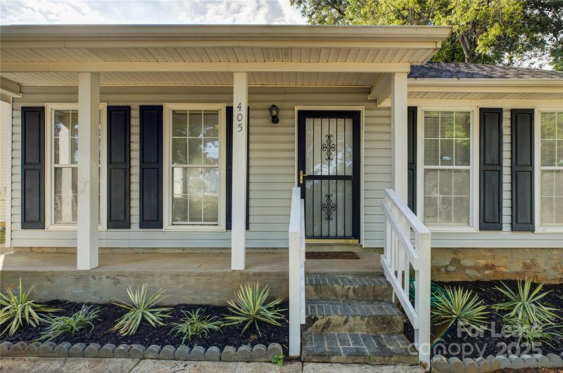 Property image 4 at 405 N Summit Avenue, Charlotte, NC 28216