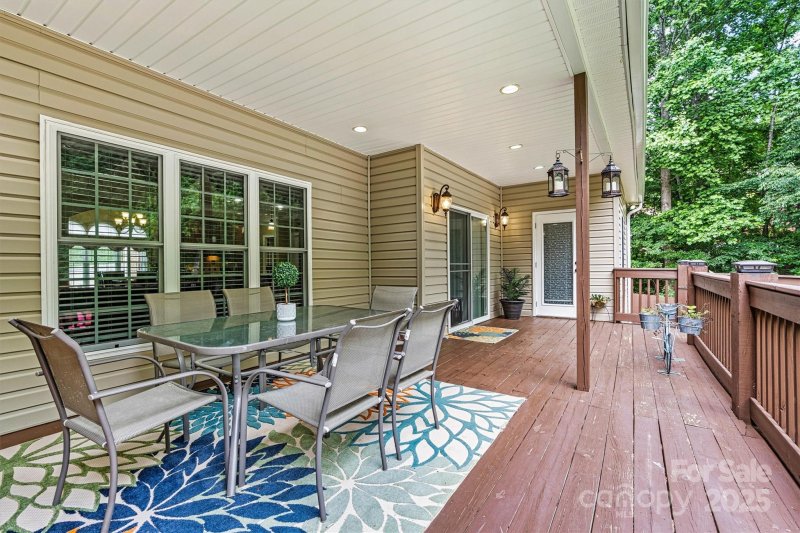 Property image 5 at 1616 Indian Springs Drive, Conover, NC 28613