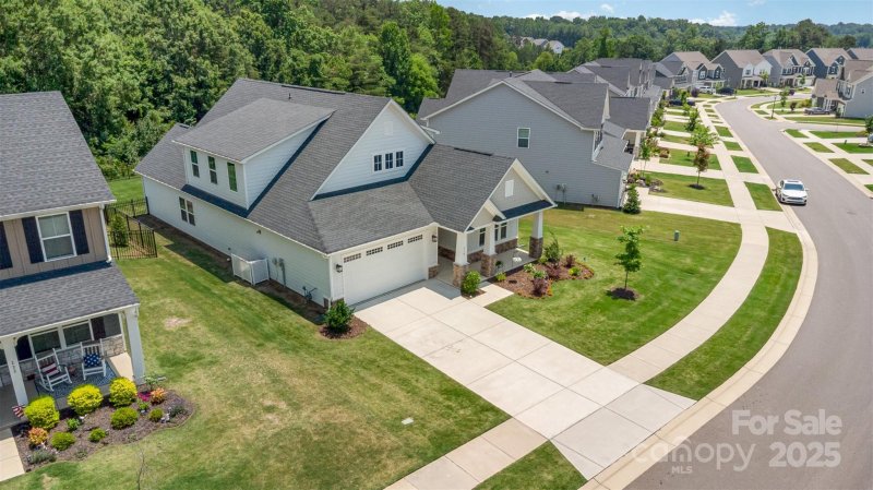 Property image 4 at 218 Tetcott Street, Mooresville, NC 28115