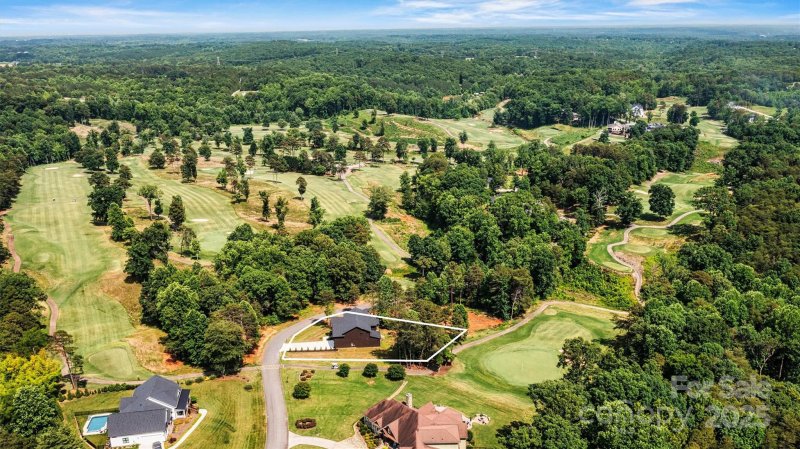 Property image 2 at 130 Broken Arrow Drive, Statesville, NC 28677