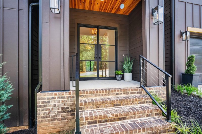 Property image 4 at 130 Broken Arrow Drive, Statesville, NC 28677