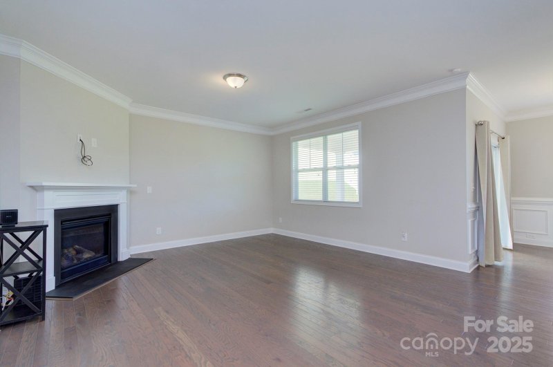 Property image 4 of 4333 Legacy Drive in Covington at Lake Norman, Denver, NC 28037