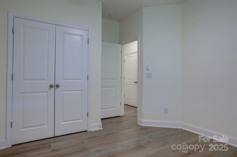 Property image 4 of 112 Judson Avenue in The Towns at Greenway, Charlotte, NC 28208