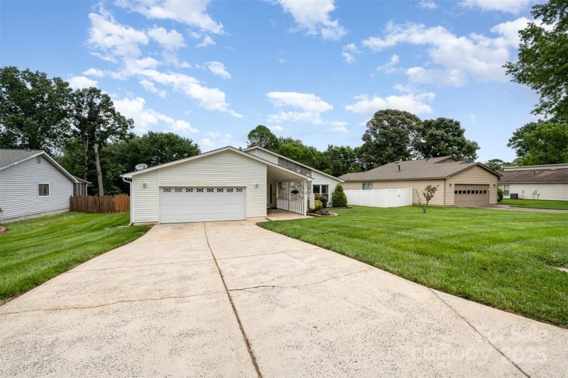 Property image 2 at 9319 Chislehurst Road, Mint Hill, NC 28227