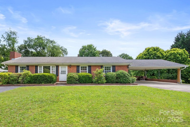 Property image 5 at 53 Grandview Road, Asheville, NC 28806