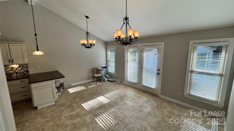 Property image 4 at 3813 Woodgreen Terrace, Charlotte, NC 28205