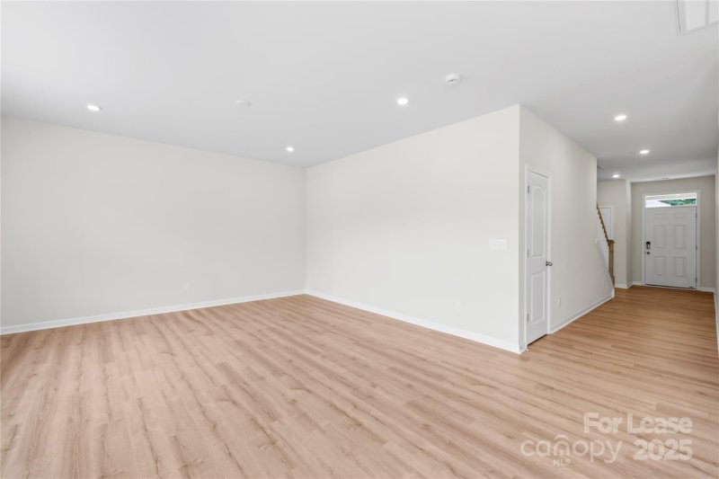 Property image 3 at 3432 Bluff Hill Lane, Charlotte, NC 28215