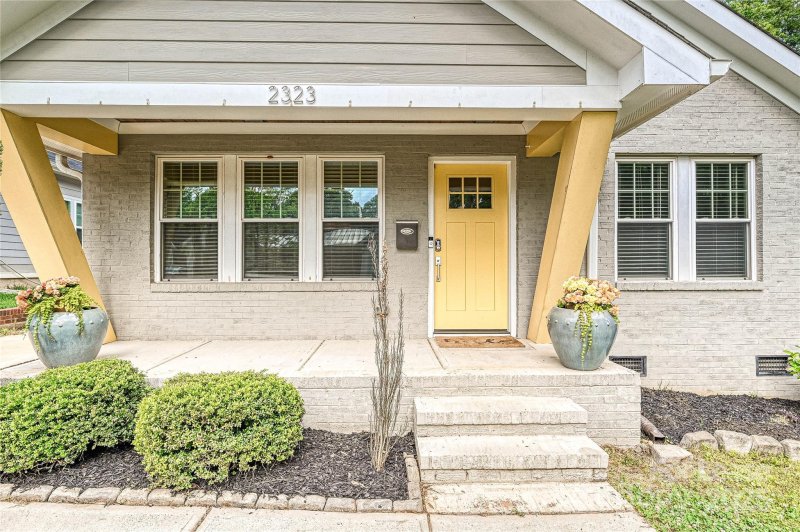 Property image 2 at 2323 Arden Street, Charlotte, NC 28206