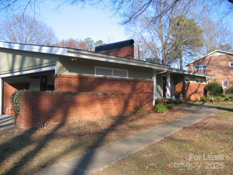 Property image 2 at 4025 Sherbrooke Drive, Charlotte, NC 28210