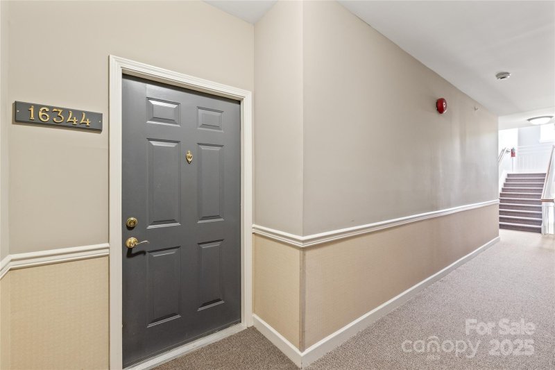 Property image 5 of 16344 Redstone Mountain Lane in Copper Ridge, Charlotte, NC 28277