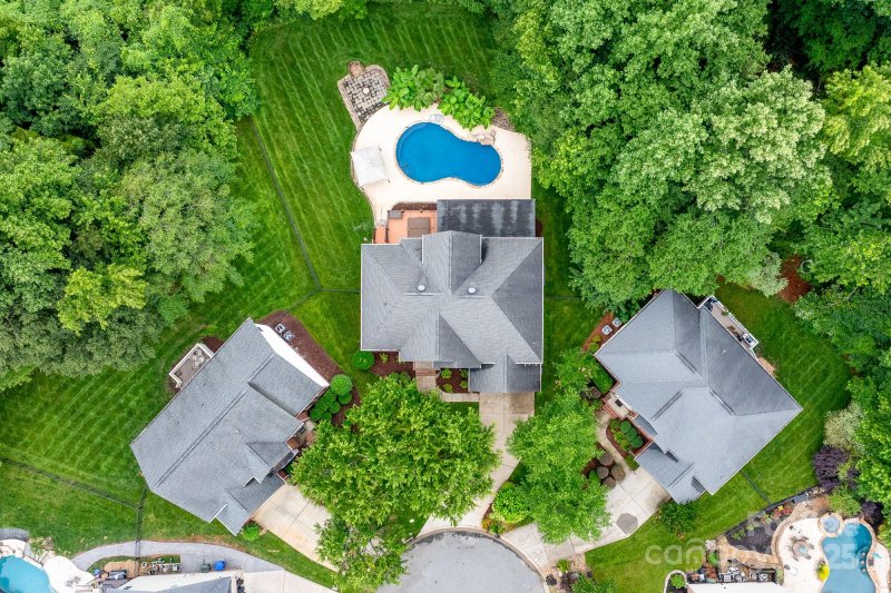 Property image 4 at 12002 Cobham Court, Huntersville, NC 28078