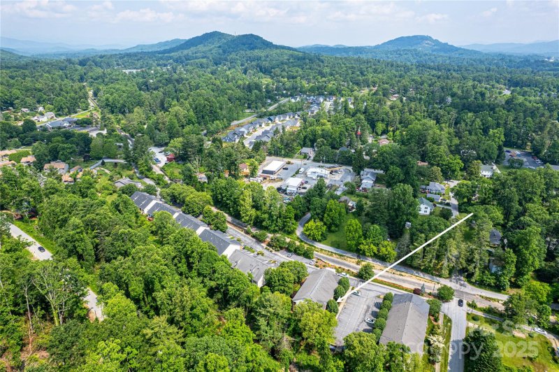 Property image 3 at 234 Wash Creek Drive, Hendersonville, NC 28739