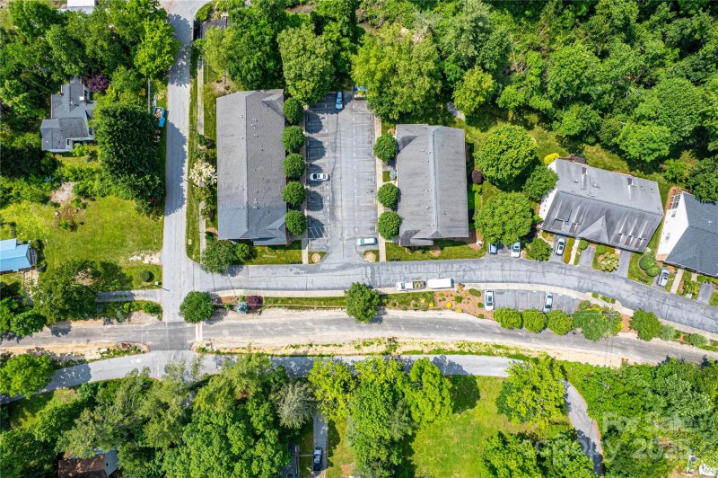 Property image 5 at 234 Wash Creek Drive, Hendersonville, NC 28739