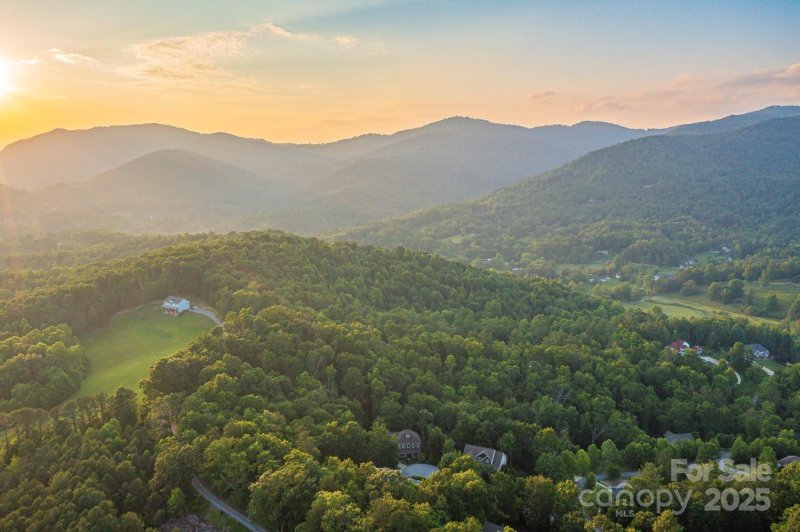 Property image 3 of 6 Grouse Terrace in Laurel Woods, Fairview, NC 28730