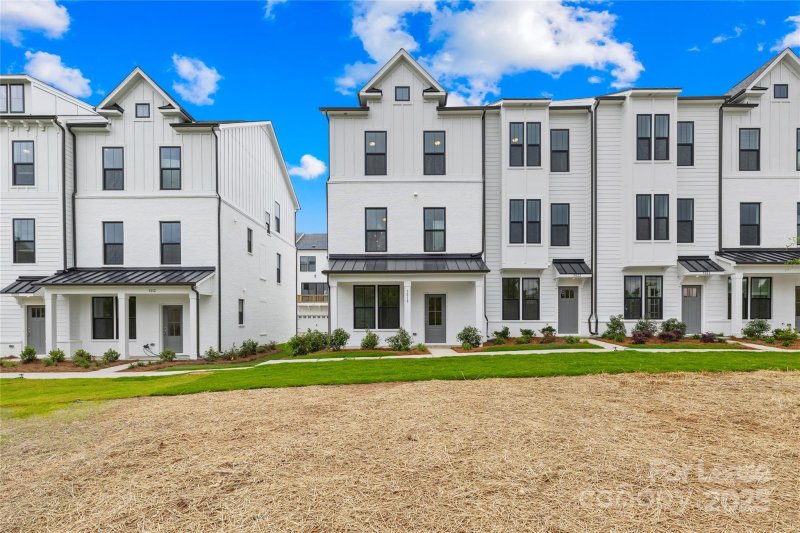 Property image 2 at 5018 Layman Drive, Charlotte, NC 28226